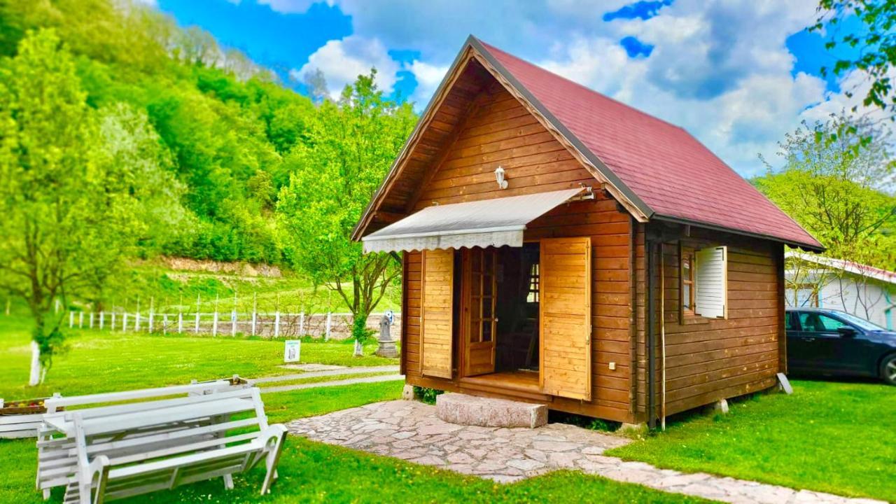 Una Kamp Bosanska Krupa Exterior foto
