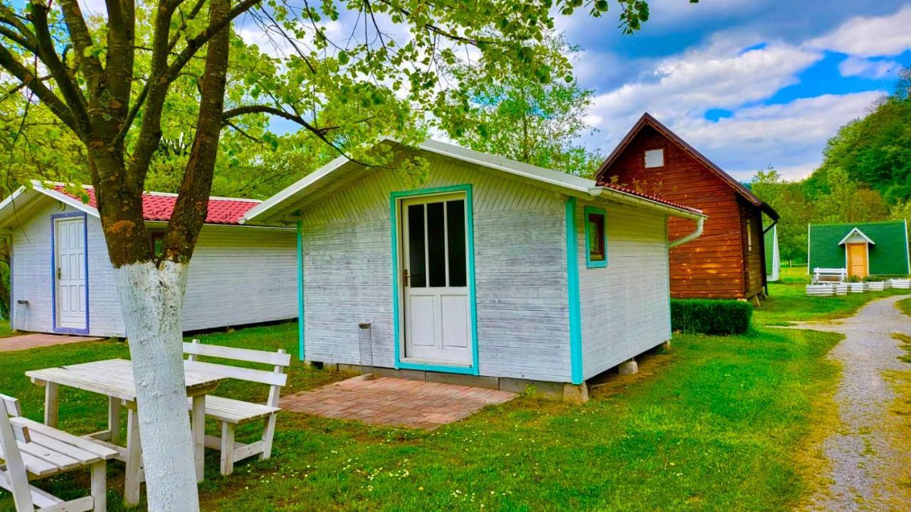Una Kamp Bosanska Krupa Exterior foto